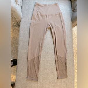 Beyond yoga taupe/purple leggings